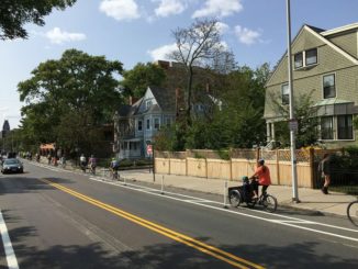 SIGN OUR PETITION: Support Building the Cambridge Protected Bike Lane Network by 2023